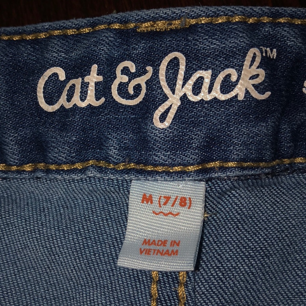 Shorts - Picture 3 of 3